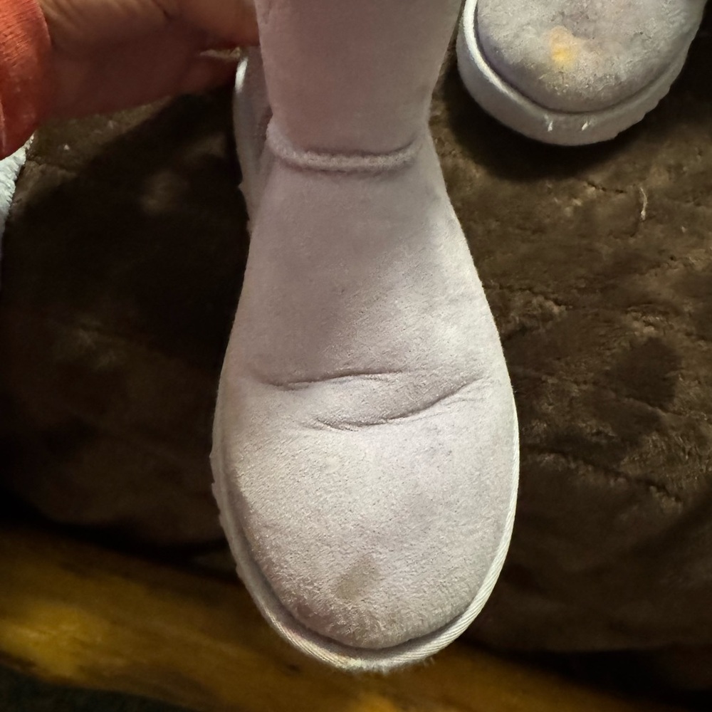 Uggs size 7 purple bow tie